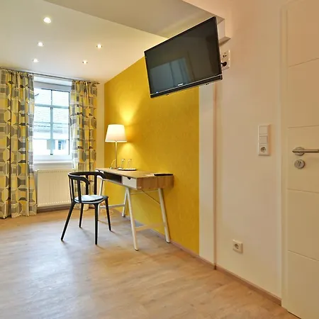 Zur Goldenen Sonne 3*