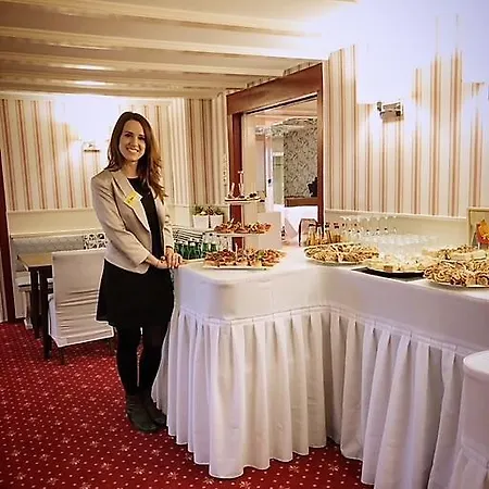 Zur Goldenen Sonne Hotel Usingen