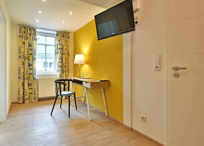 Zur Goldenen Sonne 3*